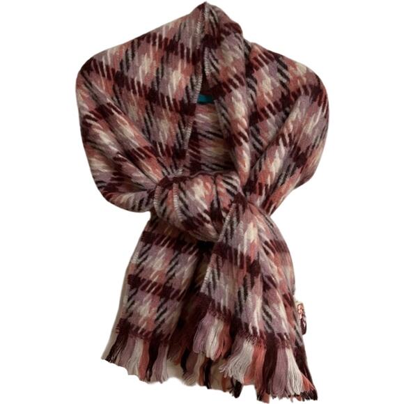 Charlie Paige Red Pink White Fringe Scarf Soft Warm 100% Polyester NEW Tags - Picture 5 of 13